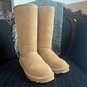 Bearpaw Women's Tan and Brown Boots
